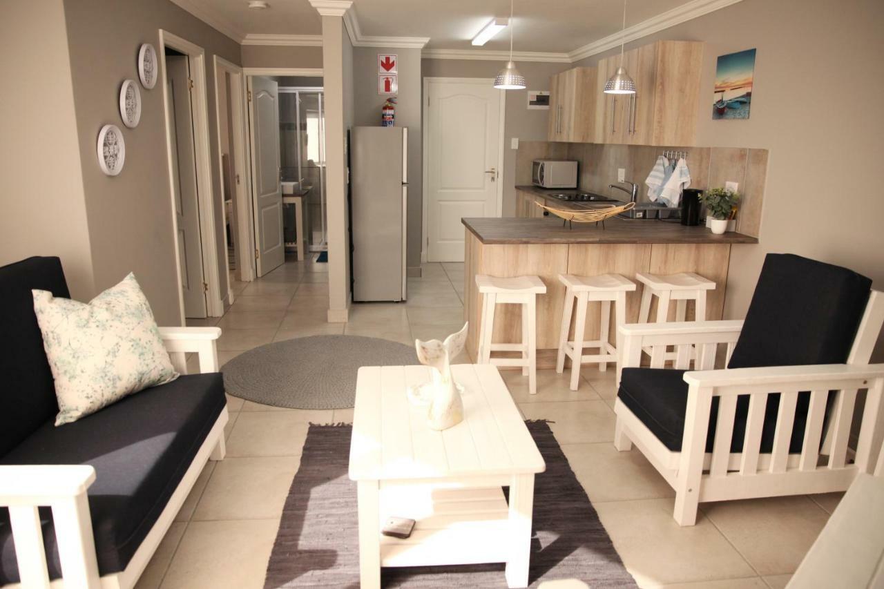 Mari-Amor Self-Catering Apartments Mossel Bay Luaran gambar