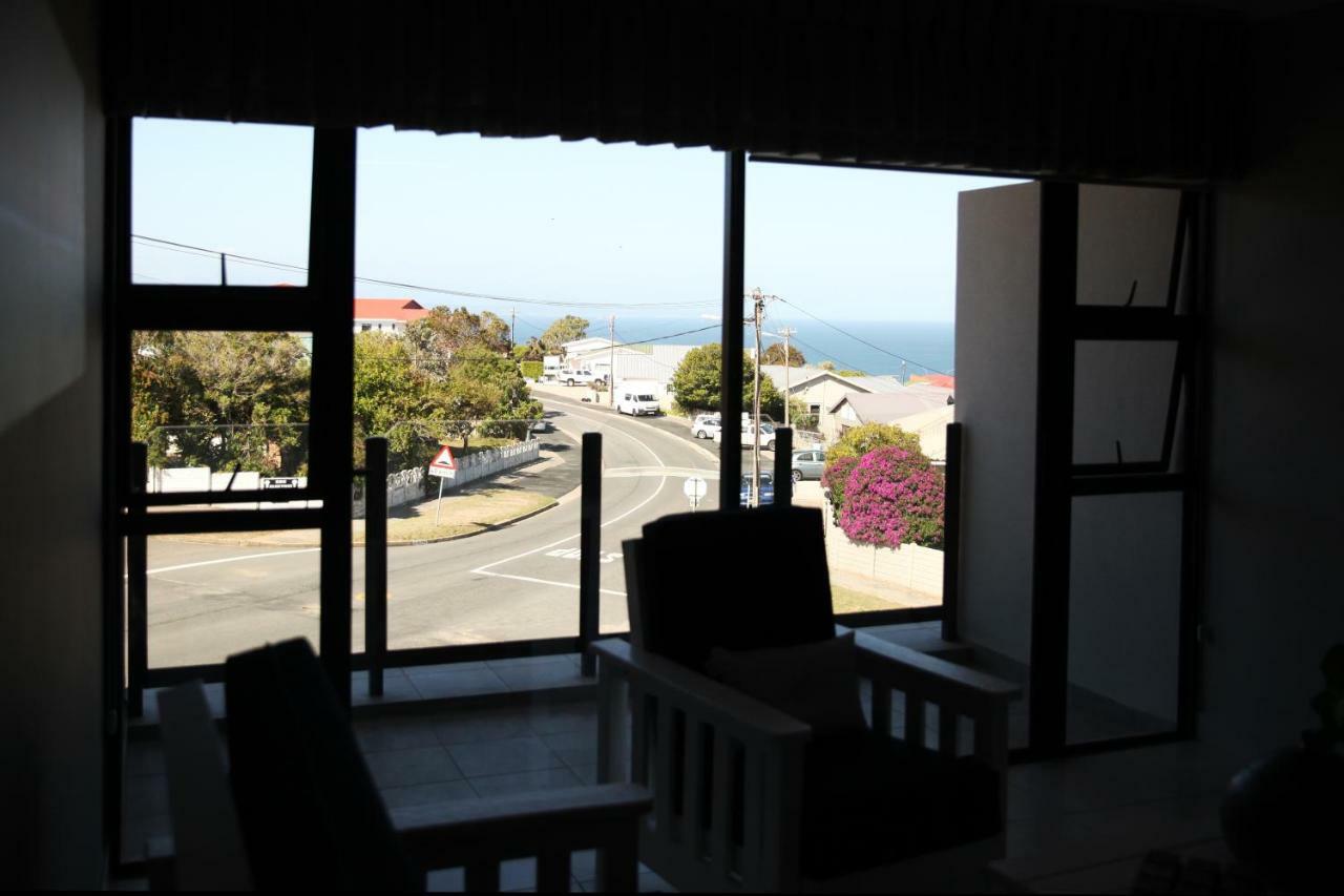 Mari-Amor Self-Catering Apartments Mossel Bay Luaran gambar